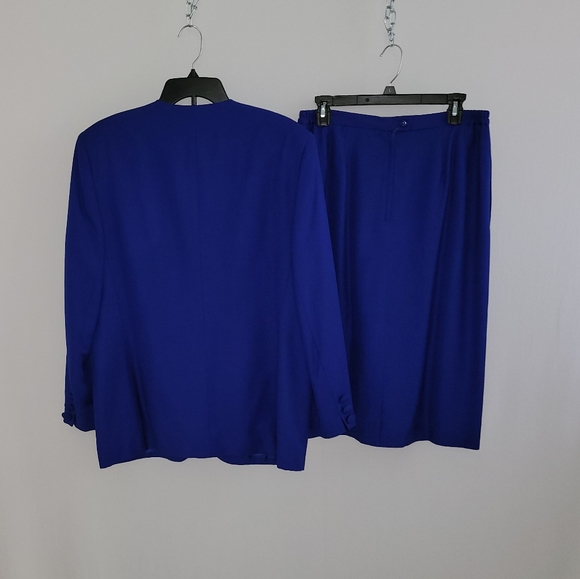 COPY - Christian Dior Size 14 100% Rayon 1 Button Skirt Suit - Great! - Picture 2 of 13